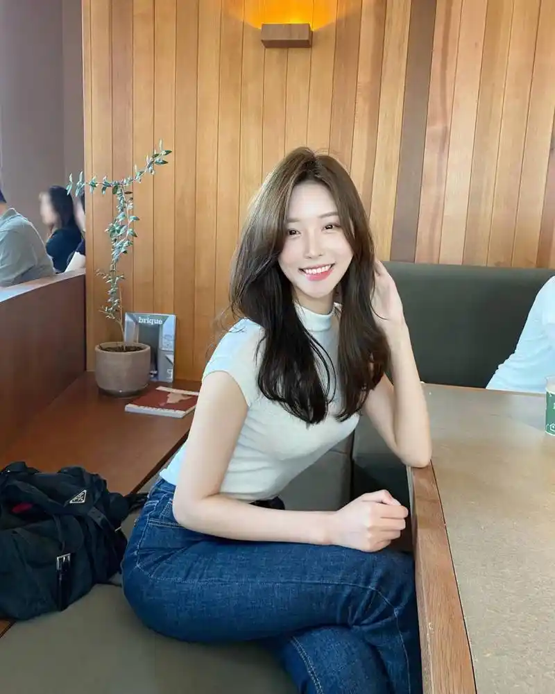 来自清秀淑女姐姐的微笑,我心要化了