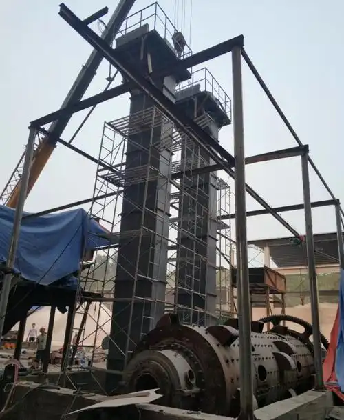 南宁斗式提升机安装现场