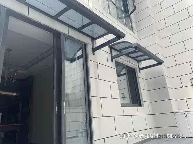 阳台雨棚代替飞檐