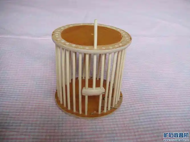 做个蝈蝈笼
