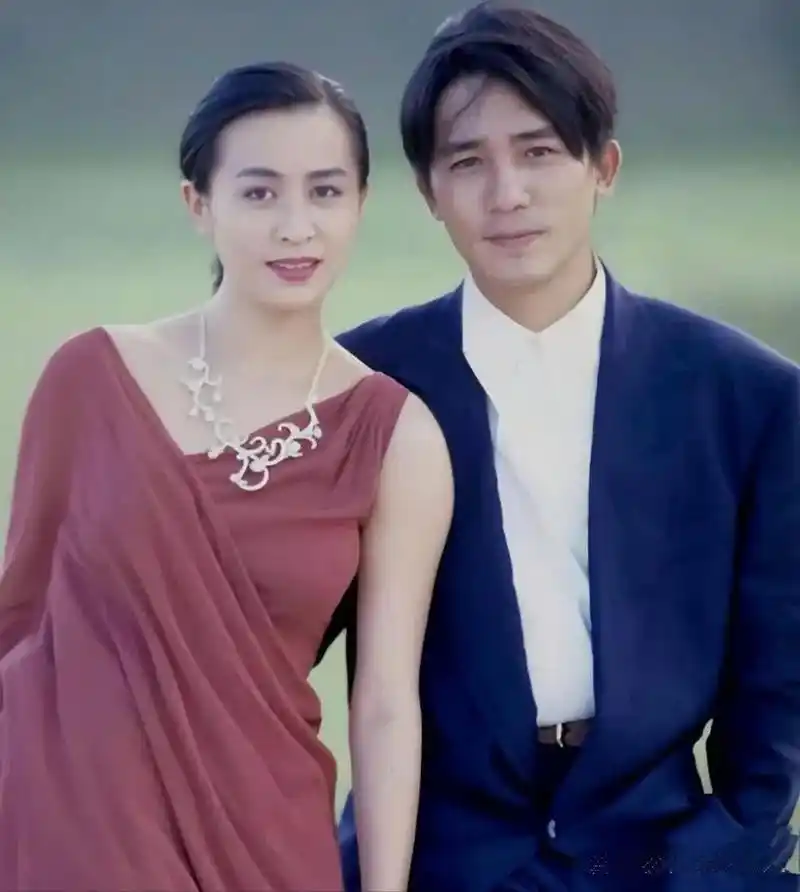 梁朝伟和张曼玉合照