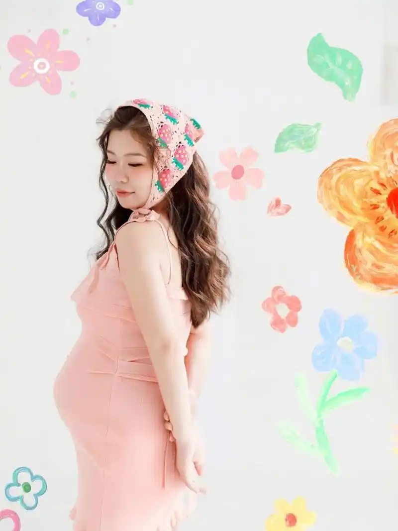 孕30周拍的孕妇照 肚子大小够上镜啦[爱你] 整场拍下来也不会那么累