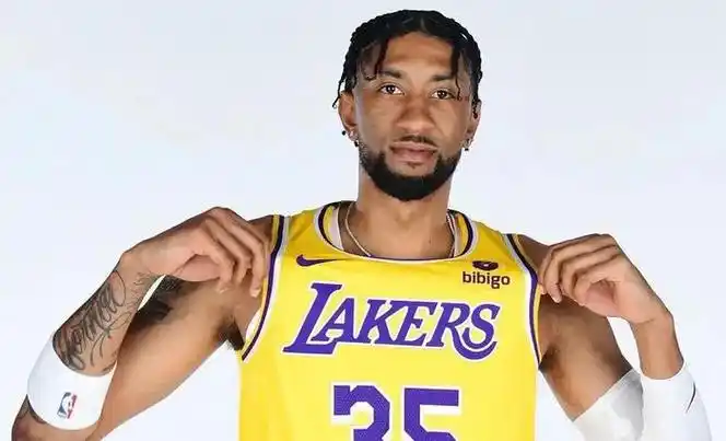 湖人中锋接受手术,3人或赛季报销|伍德|湖人|范德比尔特_新浪新闻