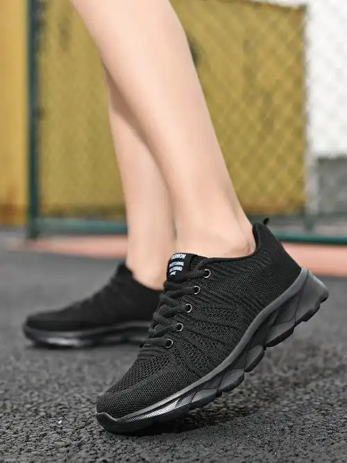 女式劳保鞋轻便带钢头女时尚女士透气工作鞋超轻软底工地钢板静电鞋