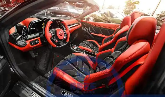 这是一款洋溢着创新思想的跑车,它不仅了眼光敏锐,热衷驾驶乐趣的期待