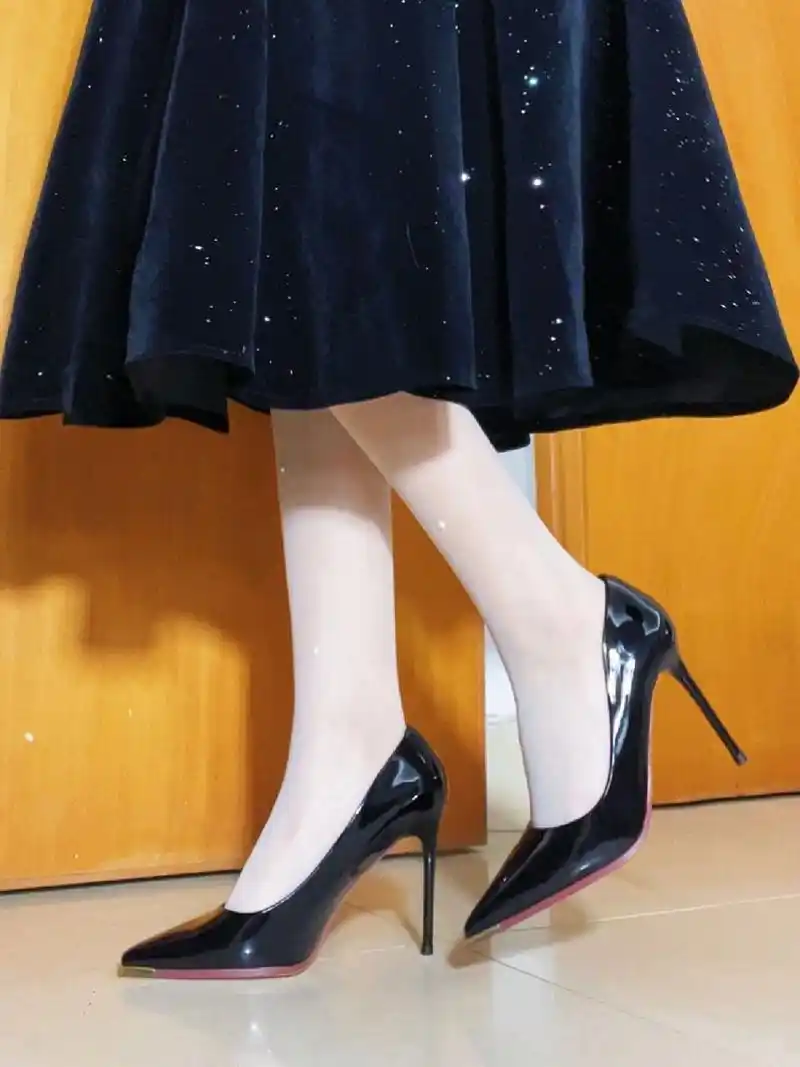 细跟高跟鞋原声 这也忒有气质啦