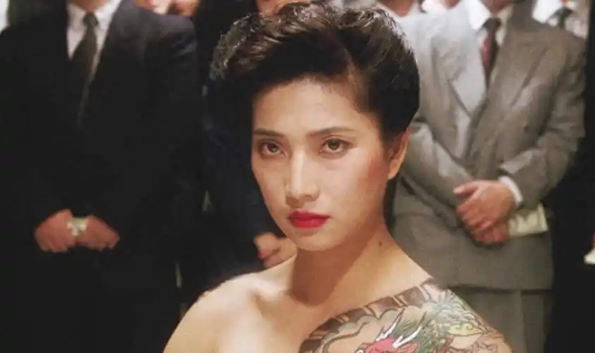 日本女演员在当时的香港影视圈被称为"东洋三姝",与其她打星不同的是