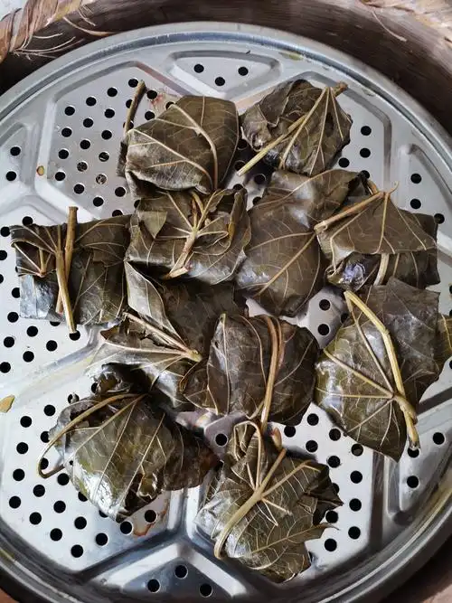 舅妈带的叶子粑粑