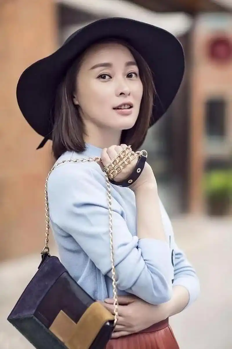 吴越真的是实力派演员,《我的前半生》,她把一个没有经济能力带着孩子