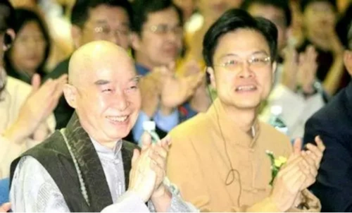 蔡礼旭老师于释迦牟尼佛成道日,在台南极乐寺剃度出家,法号:成德法师!