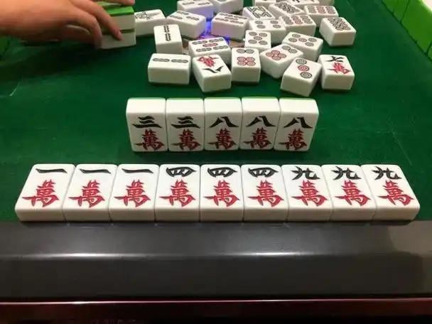 打麻将游戏起源于中国,是目前比较火的一种棋牌游戏,受到了众多人民的