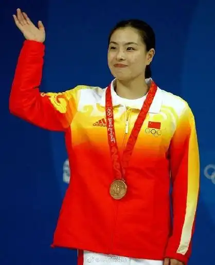 吴敏霞获赞奥运传奇
