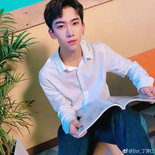 乐华七子next《勇敢的世界》聚首,黄明昊称跟黄新淳最默契!