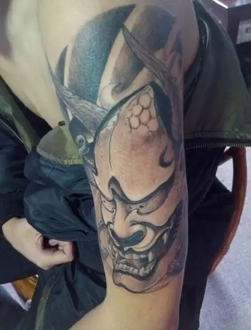 大臂恶鬼般若纹身图案