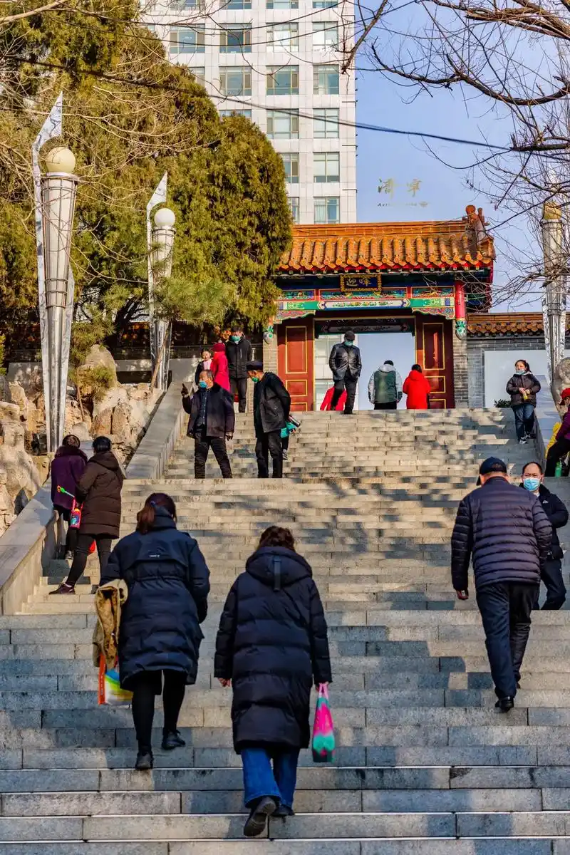 人民公园#济宁城被记录的美好瞬间 #邀你看一遍我的济宁 #打 - 抖音