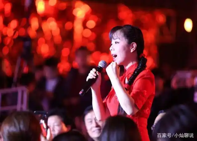 《星光大道》王二妮真实身份曝光!隐藏11年,怪不得这么火