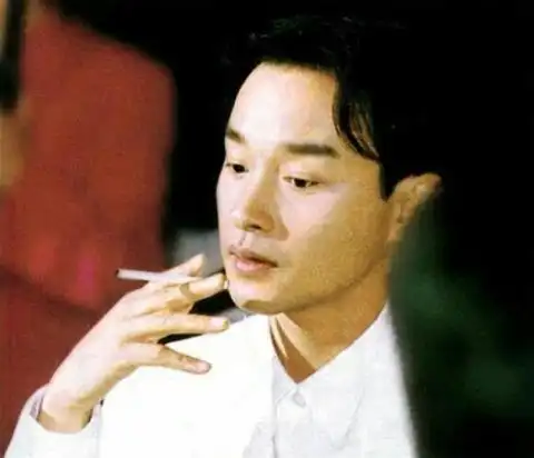 娱乐圈里的老烟民,张嘉译是雪茄迷,他却最爱万宝路! - 中国医美网