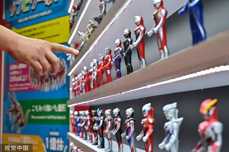 布鲁可的角色玩具中,奥特曼ip的sku占比超过50%,是其营收的支柱,也是