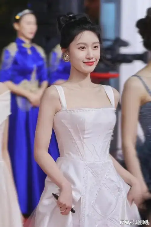 王子璇王子璇和王一博