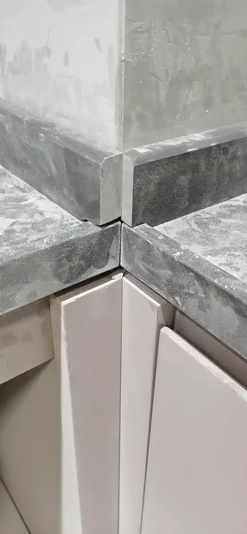 广东深圳厨房台面挡水条剖光打磨安