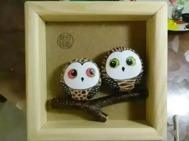 下面就跟着小莉老师一起来制作石头手工吧! 制作步骤