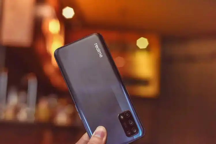 90hz刷新率 30w闪充,realme真我v5上手一周体验