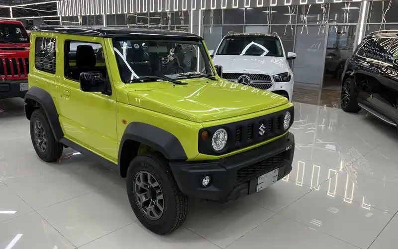 进口铃木吉姆尼1.5自动挡 最小的硬派越野车 不是真爱都不会选它