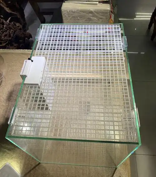 鱼缸缸盖防跳挡板网格防护网越狱网罩防鱼跳水鱼缸