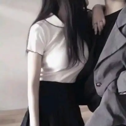 真人情头下半身 高清双人身体部位只有下半身头像图片_情侣头像_美头