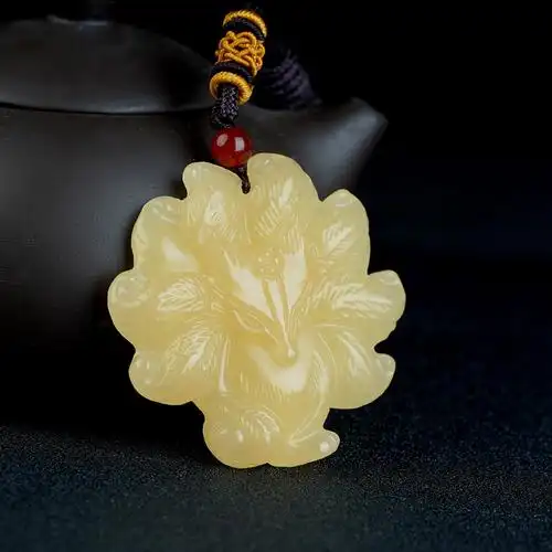 米黄玉狐狸九尾狐玉牌子吊坠挂件女款玉石挂坠毛衣链挂链项链玉坠
