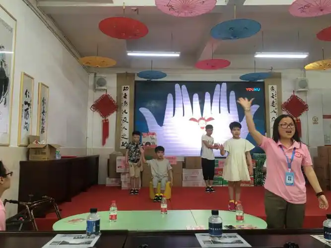 "大爱无疆,爱心无限"——龙庄润慈善基金会慰问嘉兴市社会福利院-慈善