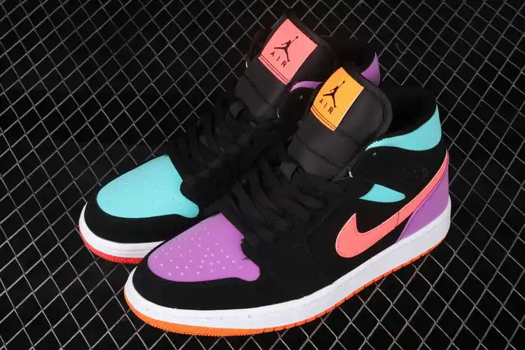 air jordan 1 mid aj1 乔1糖果鸳鸯3m反光拼色篮球鞋 554724-083