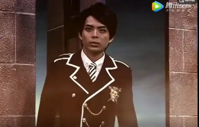 陌念…… 我怎么能说,是看在你们有cp感呢 焰王和艾瑞克进入了关卡