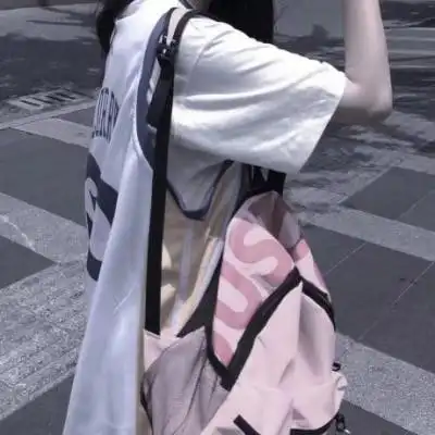 只有身子没有头的头像 清纯女生真人半个身子的头像