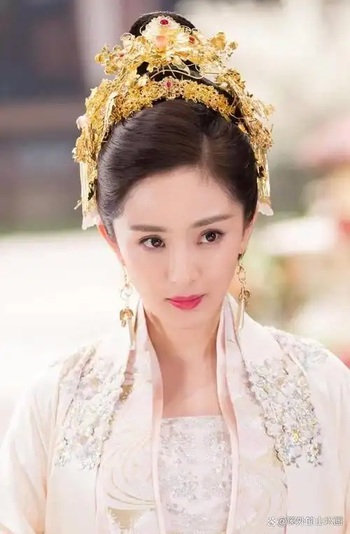 小学生长相神似杨幂,网友表示:这不就是"小糯米"吗