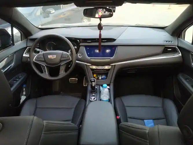 凯迪拉克xt52021款20t自动尊贵型国Ⅵ