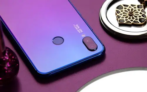 华为nova3i,不容错过的两千档高性价比大运存手机