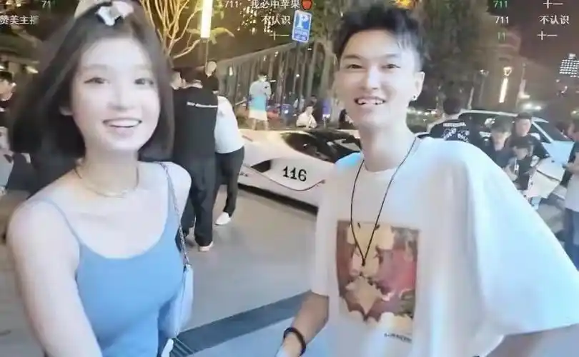 早期的启大大依靠个人强悍的游戏实力在王者荣耀游戏领域当中收获不错