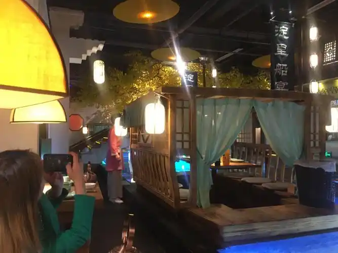 非常适合情侣就餐的一家餐厅