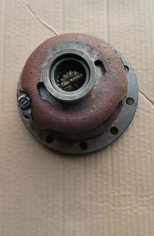 华宣拖拉机差速器洛阳华宣厂家发货厂家质量保证