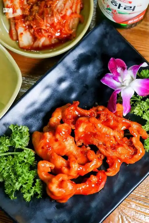 ▲ 无骨辣鸡爪 40元