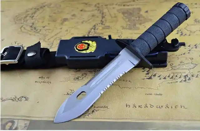 能轻松刺穿钢板锯断钢筋实用功能最为强悍的国产警用刀具fk1