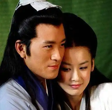 黄圣依杨子重现天仙配中造型,黄圣依没变,杨子发胖被指像老奶奶_自律