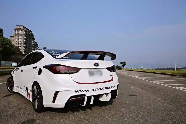 突破外观限制 现代伊兰特改装鉴赏