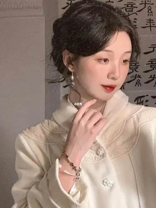 小时候奶奶爱看《薛平贵与王宝钏》剧版,我跟着看,那时候不知道18年