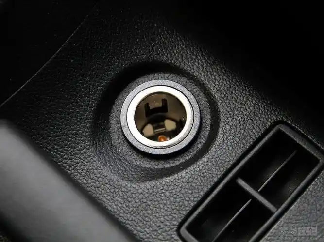 2011款雪佛兰aveo爱唯欧1.6at(sx)--前点烟器 / 276