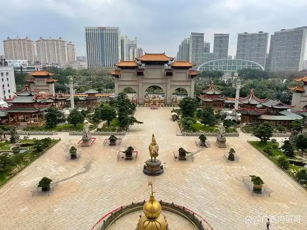 肉蛋哥带你走进广西"布达拉宫"玉林云天文化城