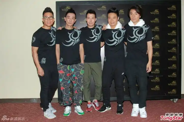 p>郑伊健( i>ekin cheng) /i>,1967年10月4日出生于中国香港,籍贯