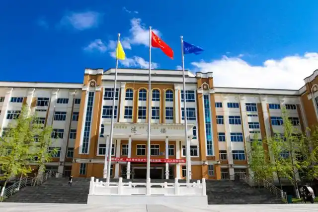 文以化人 日新月异|六盘水师范学院加强校园文化建设工作综述