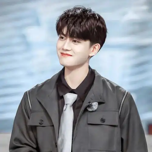 任嘉伦头像嘉人们用起来